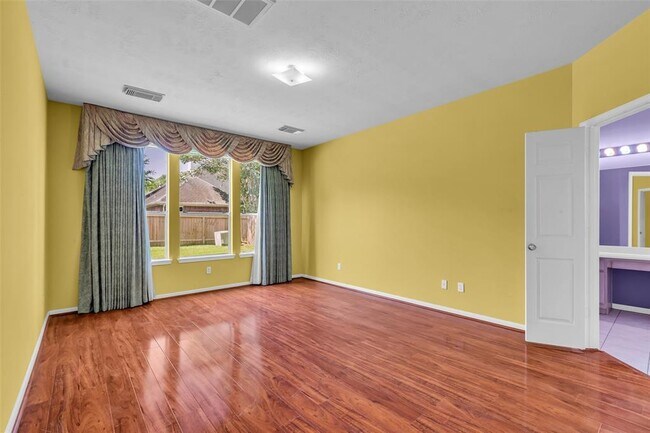 Building Photo - 16343 Mellow Oaks Ln