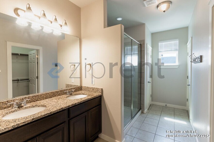 Building Photo - 16121 Remington Reserve Way