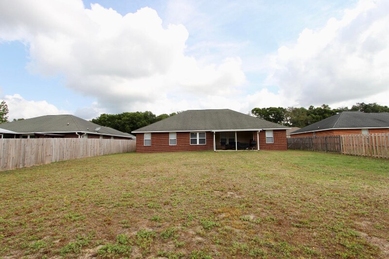 Building Photo - 2173 Hagood Loop
