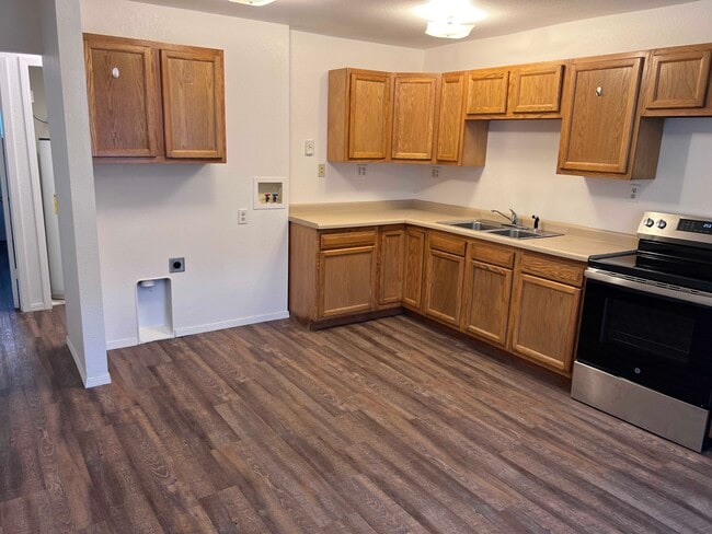 Primary Photo - 234 Elmwood Ave
