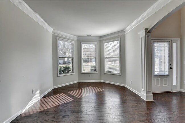 Building Photo - 4810 Haysboro Way