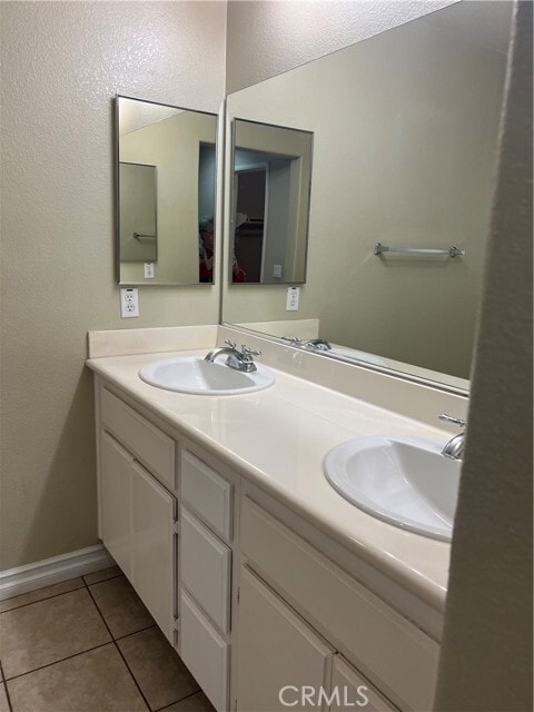 Building Photo - 13991 Silver Creek Way