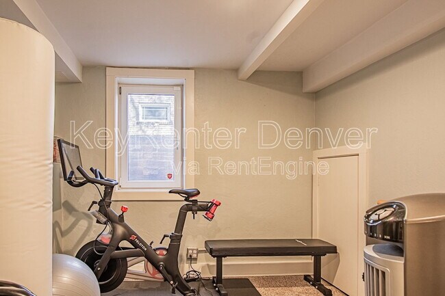 Building Photo - 740 S Corona St