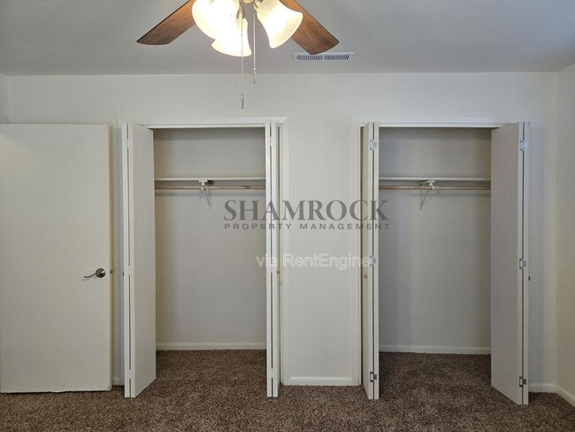 Building Photo - 7208 Sanger Ave