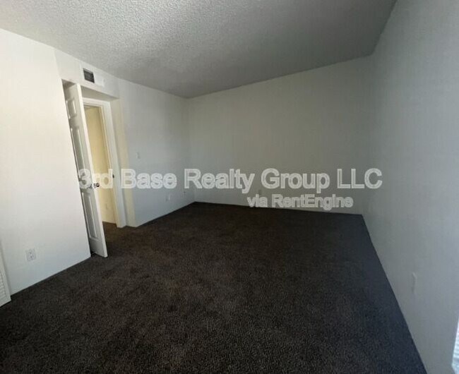 Building Photo - 3601 W Tierra Buena Ln