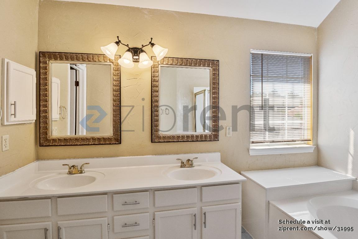 Building Photo - 1212 Fox Sparrow Trail