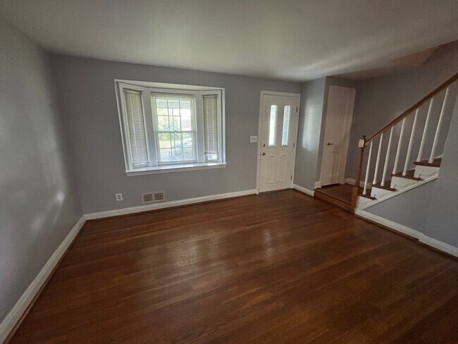 Building Photo - 3 bedrooms in 21239