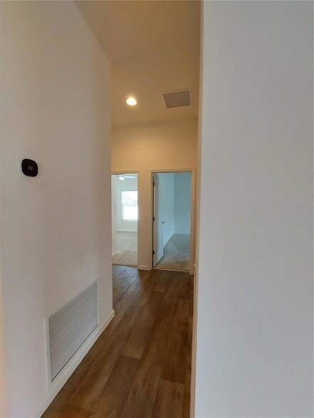 Building Photo - 3301 Dawn Pl