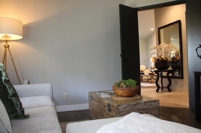 Building Photo - 55646 Riviera