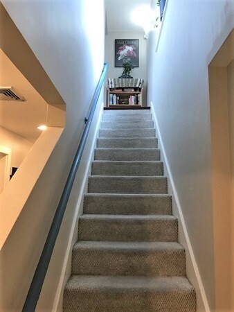 Building Photo - 197 Sidney St