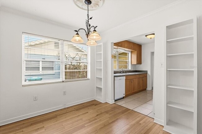 Building Photo - 1041 N Thornton Ave