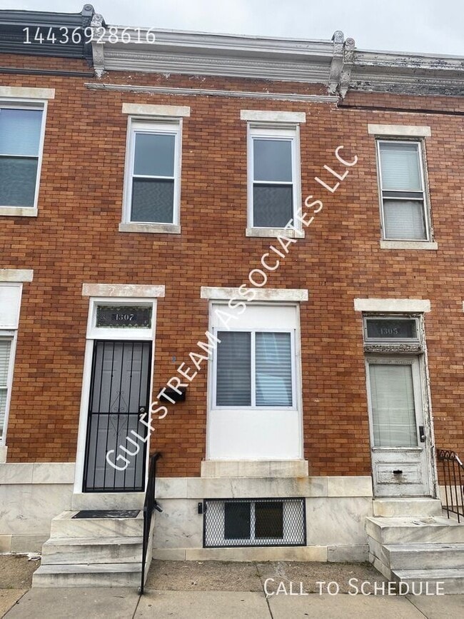 Primary Photo - 1307 N Montford Ave