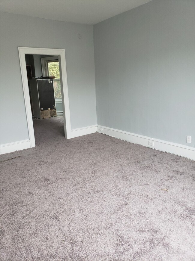 Building Photo - 4522 N Broad St