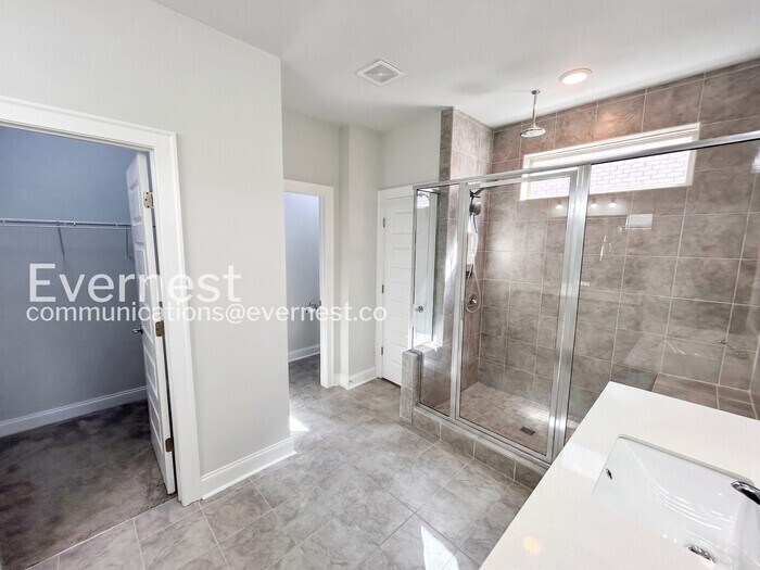 Building Photo - 732 Prescott Ln