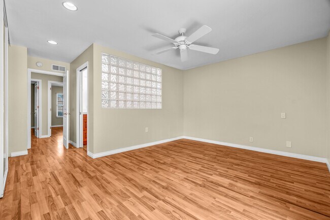 Building Photo - 18096 Lemon St
