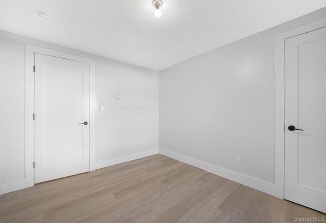 Building Photo - 12 N Church St