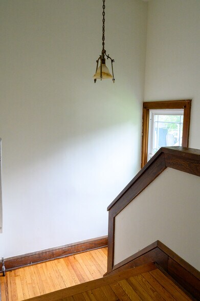 Staircase - 4225 Emerson Ave N