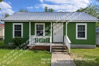 Building Photo - 310 Cousart St