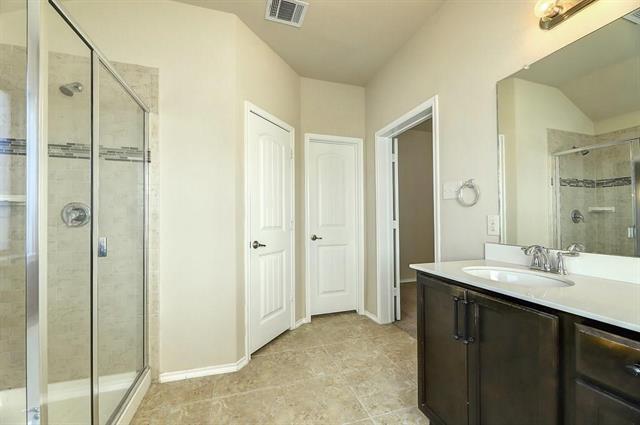 Building Photo - 1108 Cheyenne Dr