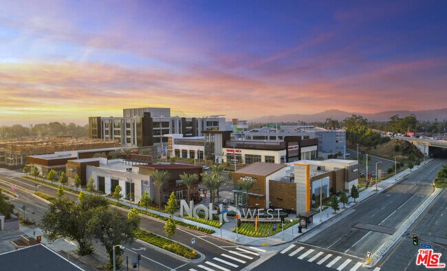 Building Photo - 6254 Ben Ave
