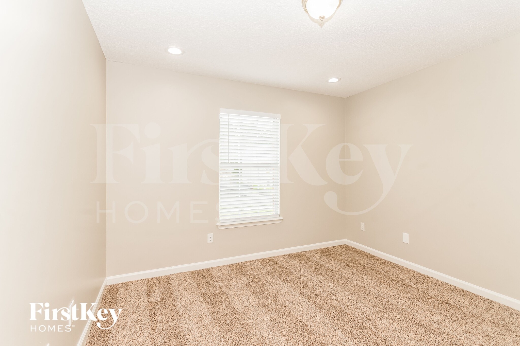 Building Photo - 2705 Ravine Hill Dr
