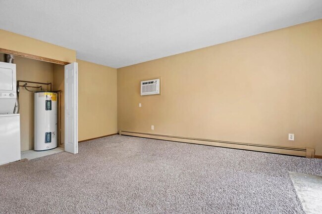 Building Photo - 16953 Garcia Wy