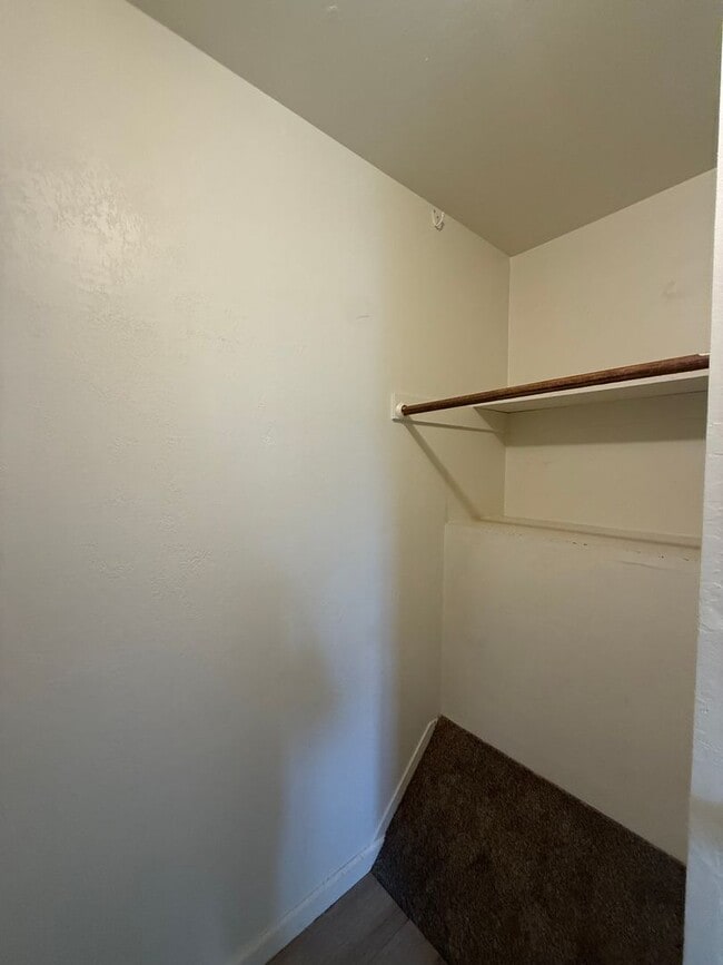 Building Photo - Walk to the Waves: Stylish 2BR in Capitola!