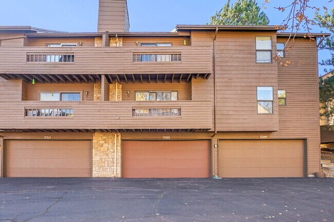 Building Photo - $1,695.00 - HALF OFF First Months' Rent - 2 Bedrooms, 2 Bathrooms, Apartment in Colorado Springs ...