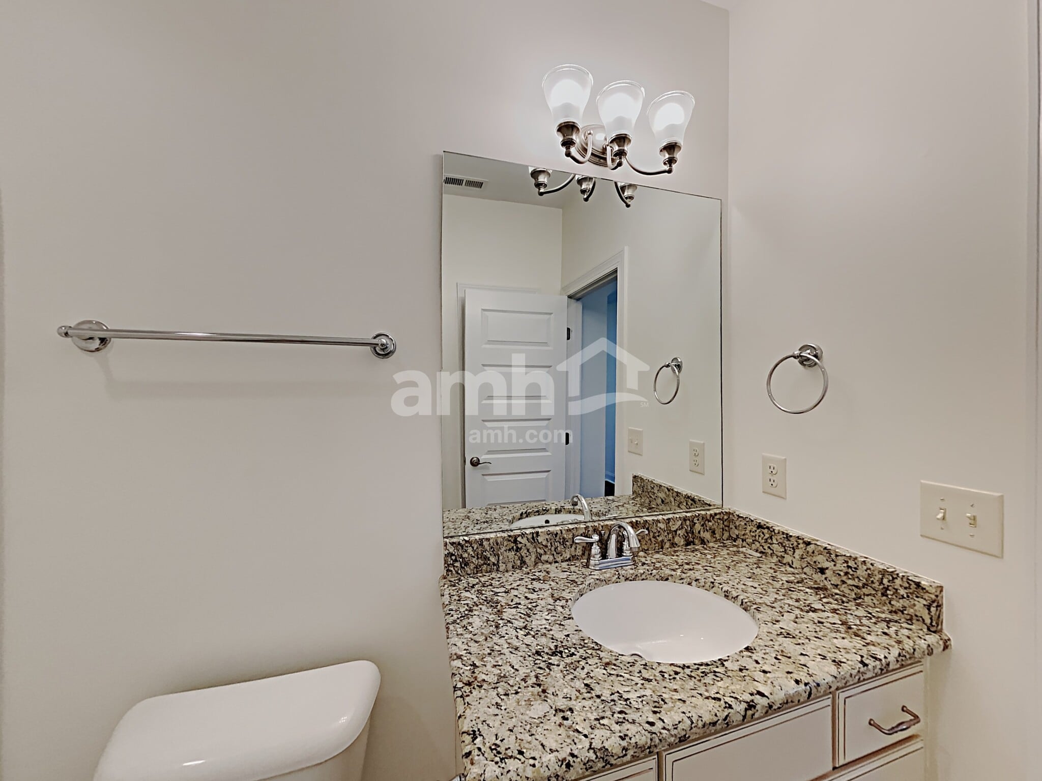 Building Photo - 756 Varina Ln