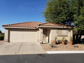 Building Photo - 2259 E Spruce Dr