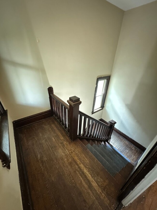 Building Photo - 3 Bedroom- OSU Campus