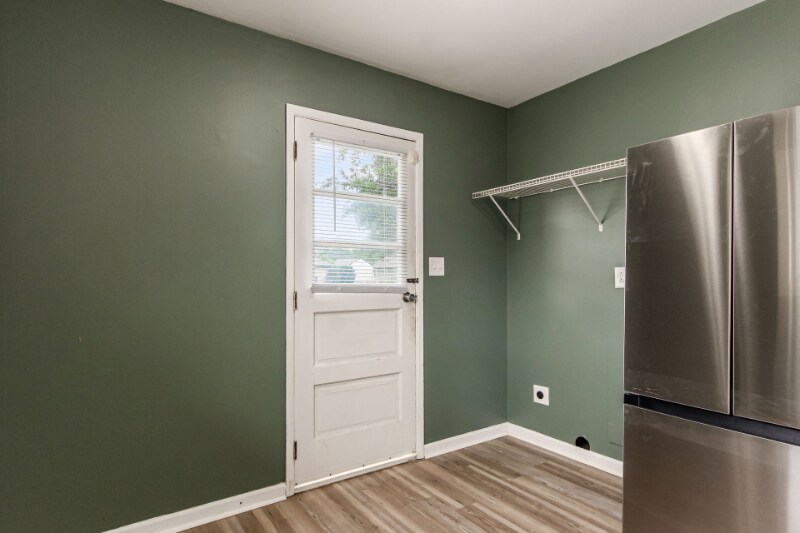 Building Photo - 5068 Tremaine Ct