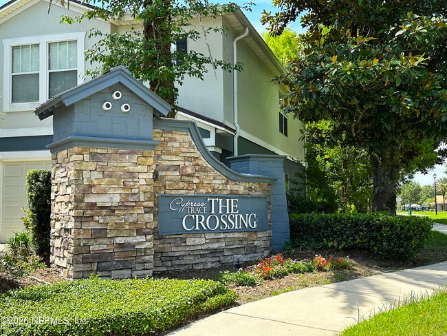 Building Photo - 6131 Bartram Village Dr