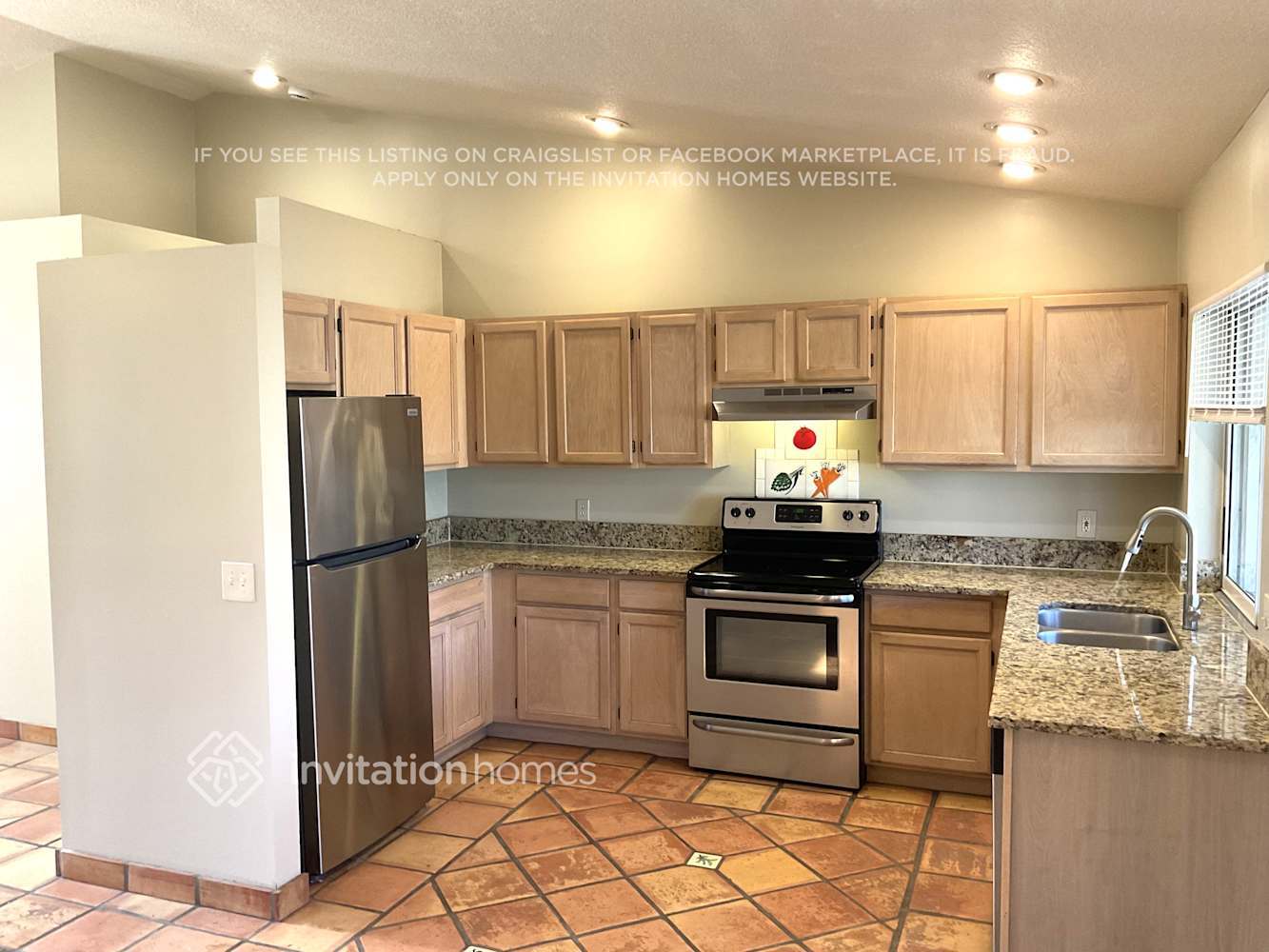 Building Photo - 6229 Ungerer St