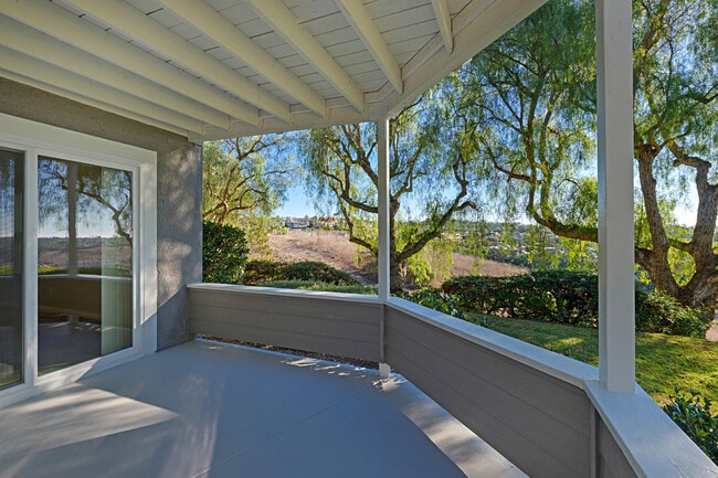 Building Photo - Remodeled Seawatch Condo with Beautiful Views