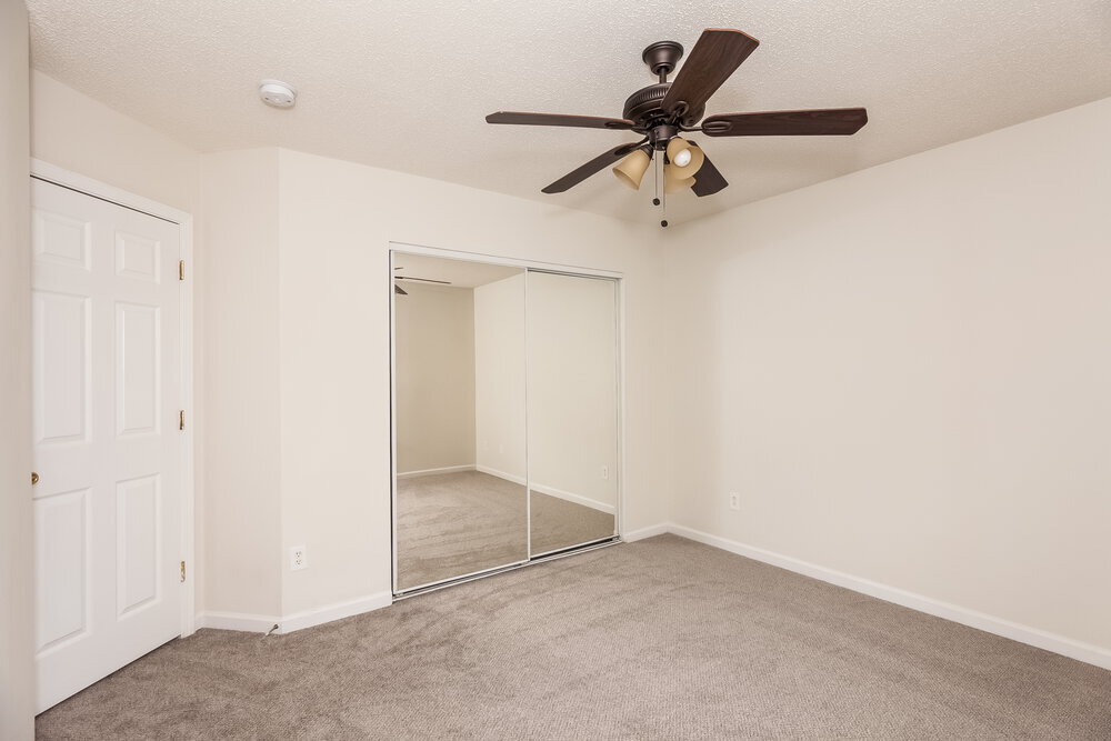 Building Photo - 10818 Glenluce Ave