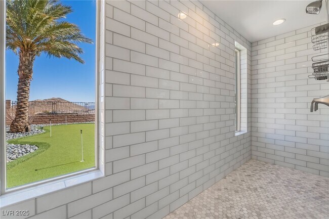 Building Photo - 3120 Greenscape Ln