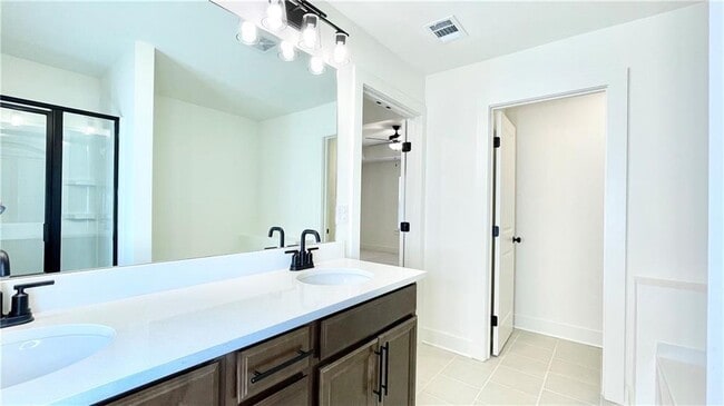 Building Photo - 5370 Brooklands Dr