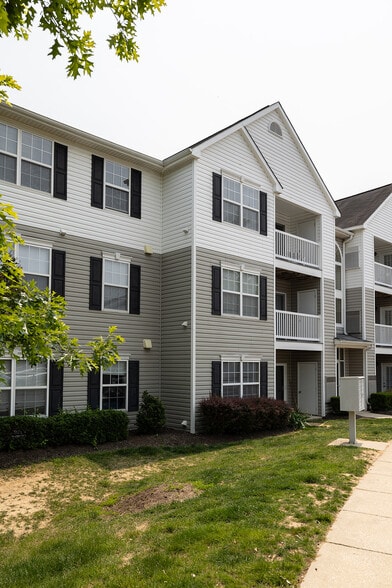 Building Photo - The Summit at Owings Mills Apartments