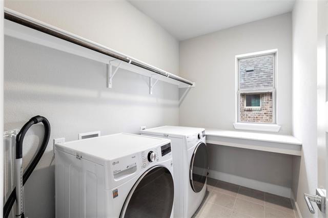 Building Photo - 2229 Preston Bend St