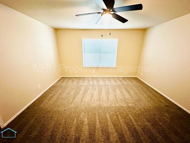 Building Photo - 8914 Roaring Spg