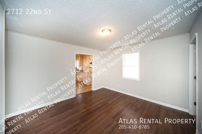 Building Photo - 2712 22nd St