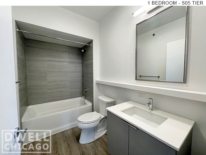 Building Photo - 2722 W Belden Ave