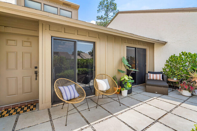 Building Photo - 12621 Shady Pines Ct