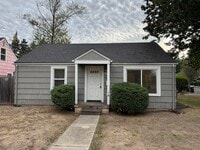 Building Photo - 2 Bedroom Duplex in S. Eugene/Campus Area Eugene
