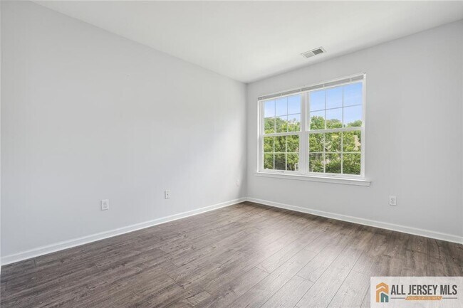 Building Photo - 2602 Cypress Ln