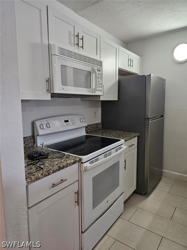 Building Photo - 108 Santa Clara Dr