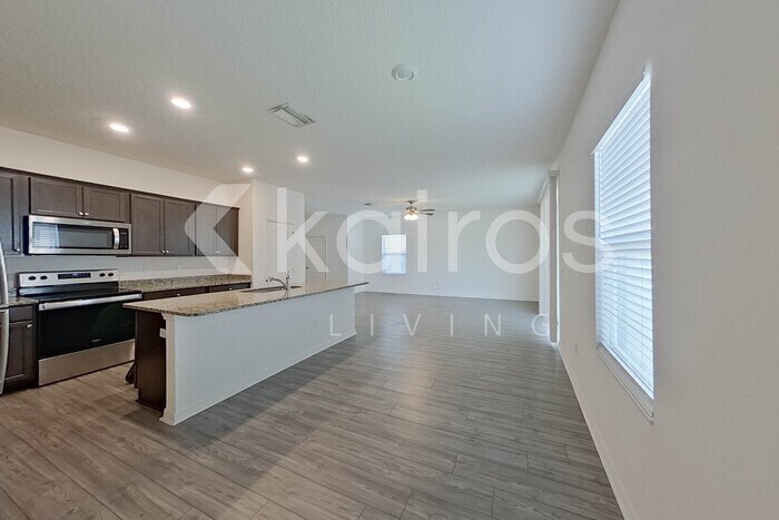 Building Photo - 30059 Fedora Cir