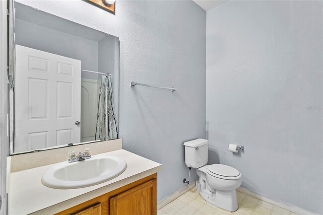 Building Photo - 217 Sand Ridge Dr