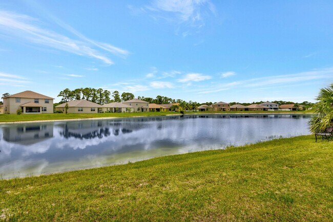 Building Photo - 9709 Starboard Dr